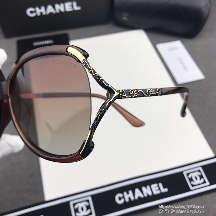 CHANEL香奈兒 2019新款 高清寶麗來偏光鏡片 女款太陽鏡  lly1540